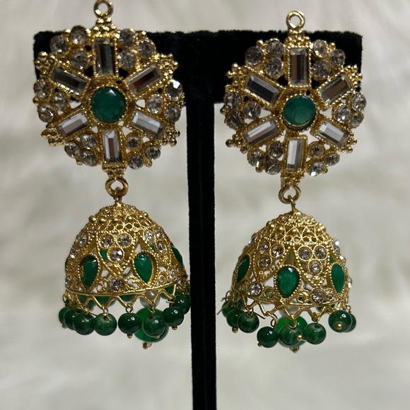 Green Gold Jhumki Earrings - Picture 3 of 8